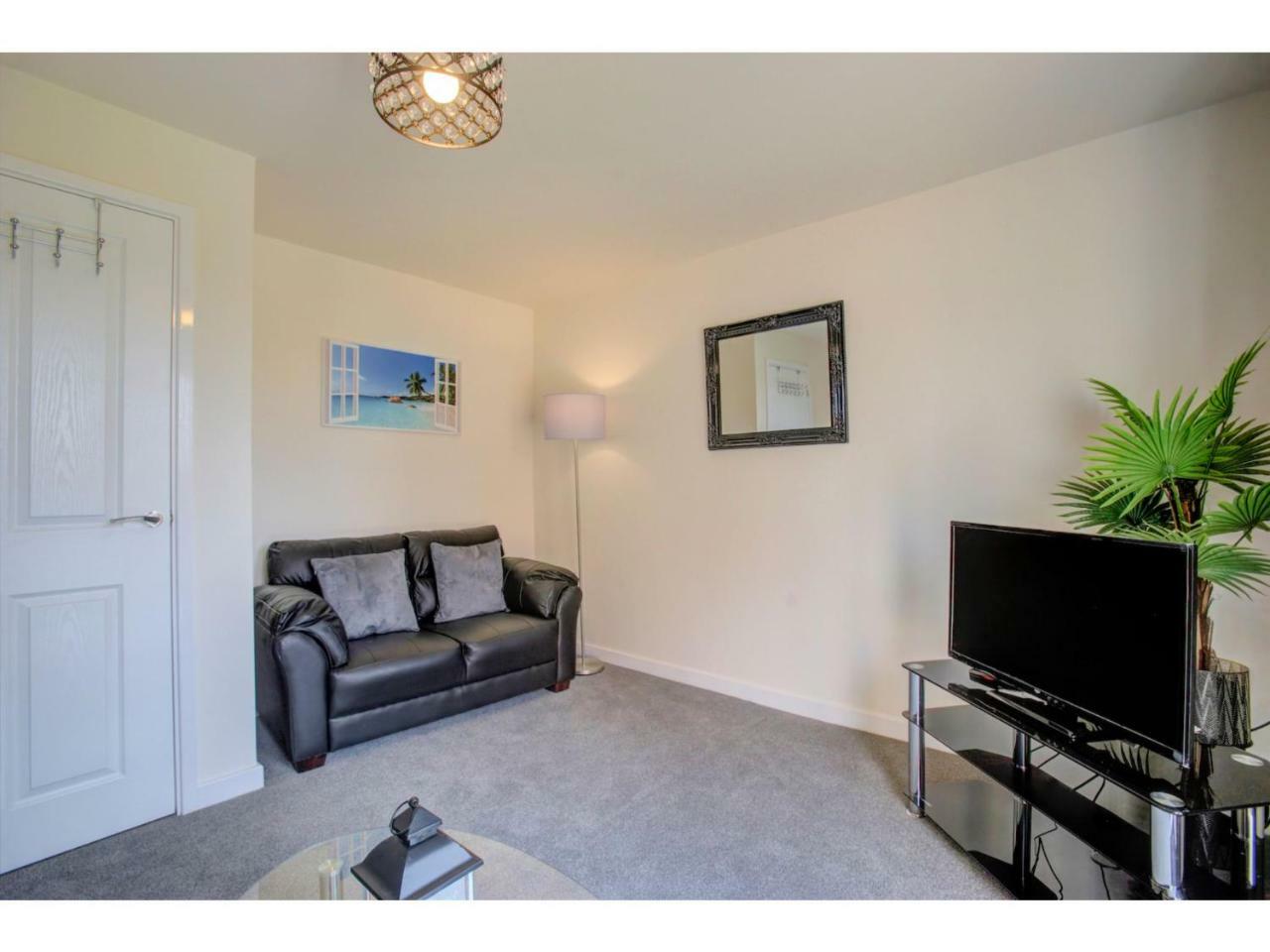 Newly Built, Splendid House For 5 In Manchester! المظهر الخارجي الصورة