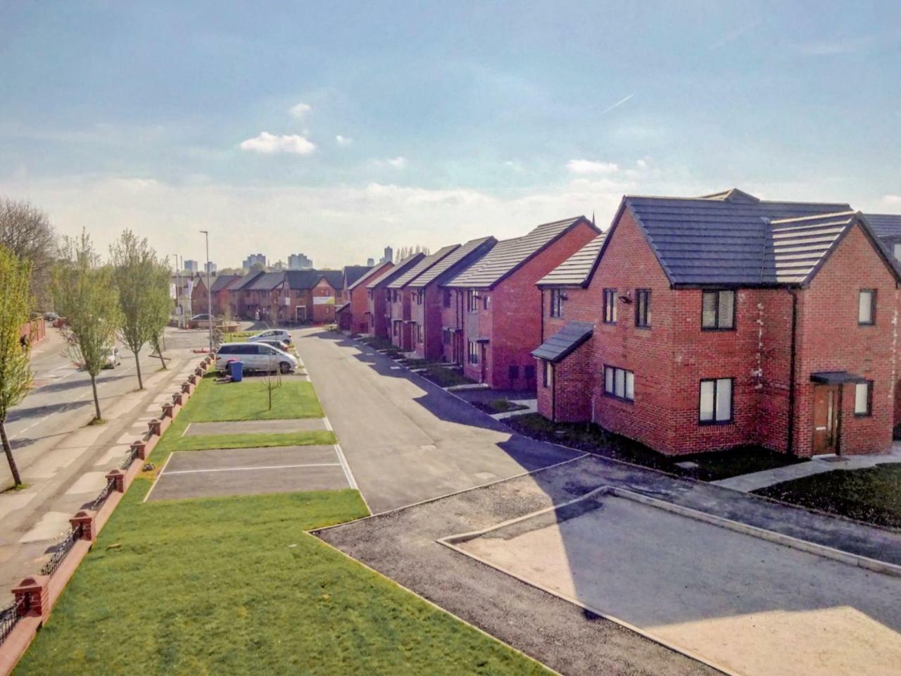Newly Built, Splendid House For 5 In Manchester! المظهر الخارجي الصورة